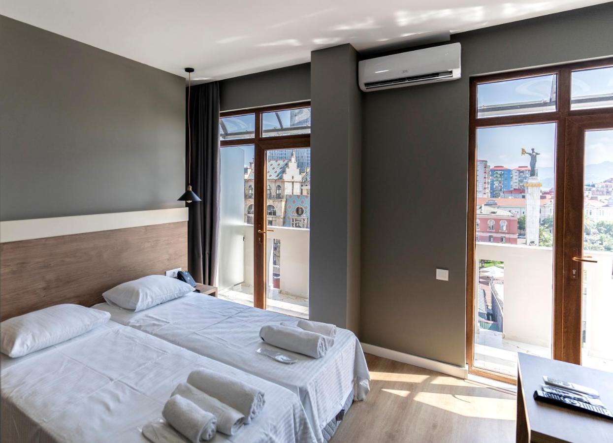 Boulevard Apartments Батуми Экстерьер фото